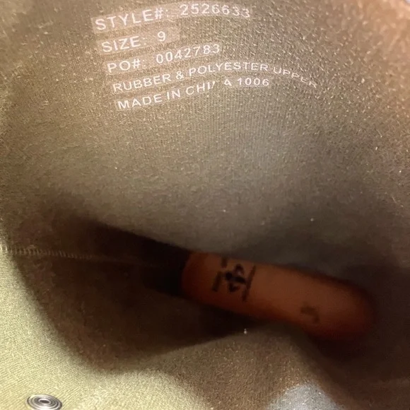 Sturdy Camo Steel Shank Boots - Picture 10 of 11